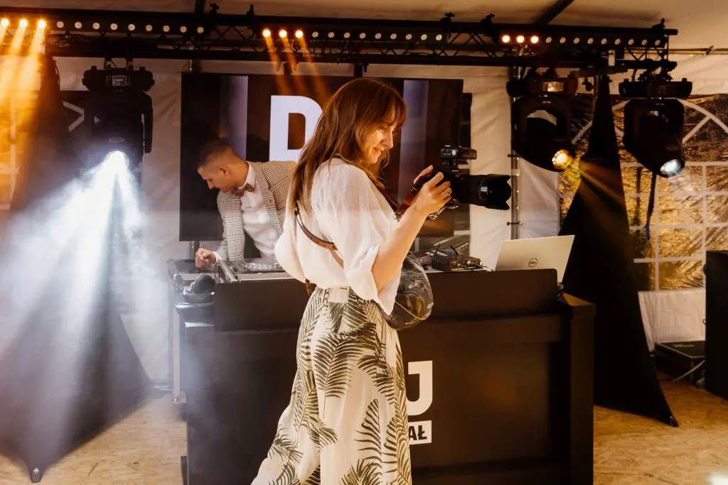 fotograf, sesja zdjęciowa na weselu