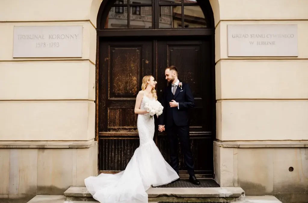 Jak przygotować się do sesji zdjęciowej na ślubie cywilnym w Lublinie?